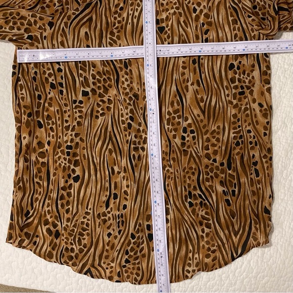 [NOT MICHAEL] Jordan Animal Print Blouse & Camisole Set | Vintage | Flowy - Picture 7 of 13